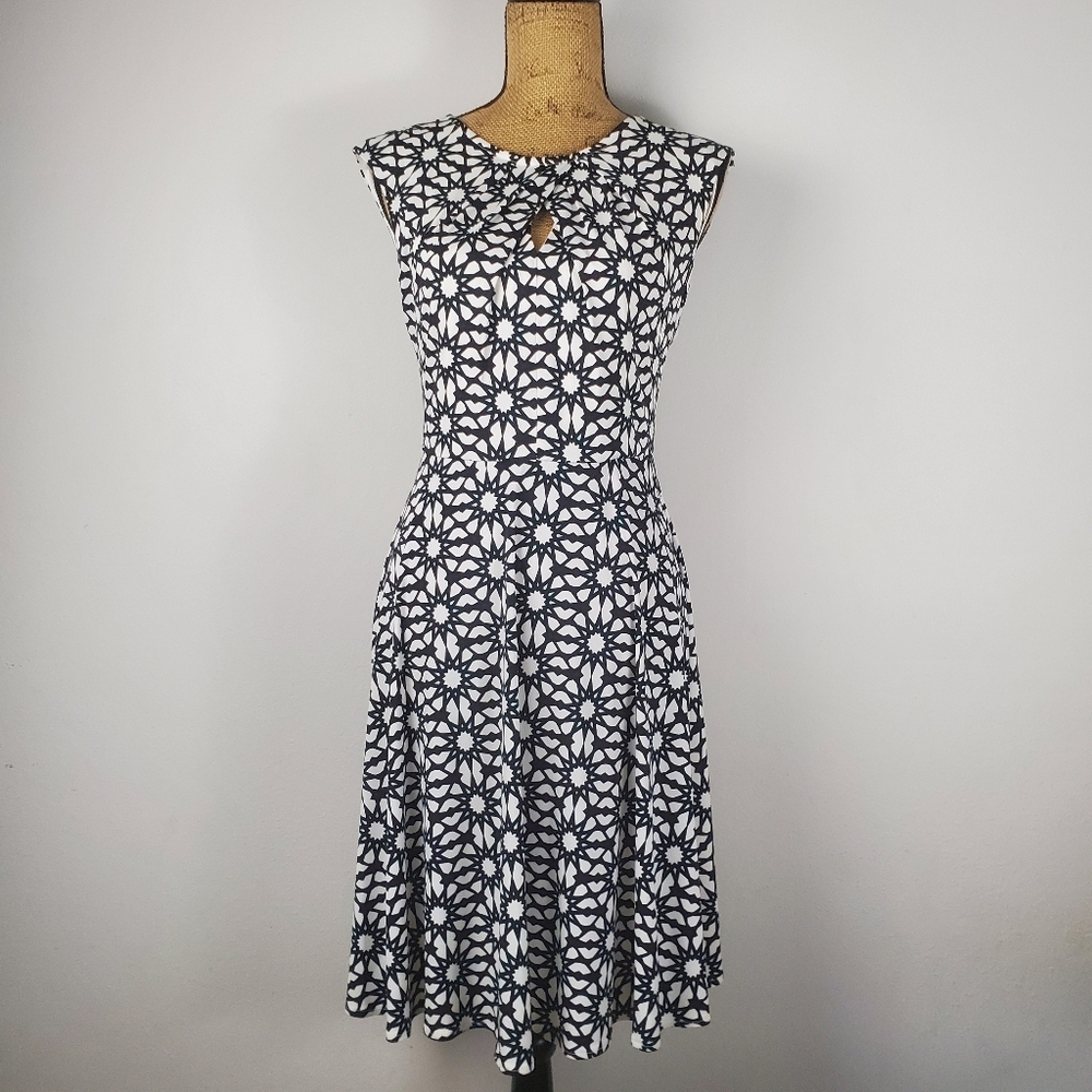 NEW wisp Ceena Elegant Black White And Teal Fdress Keyhole Women's Size 4